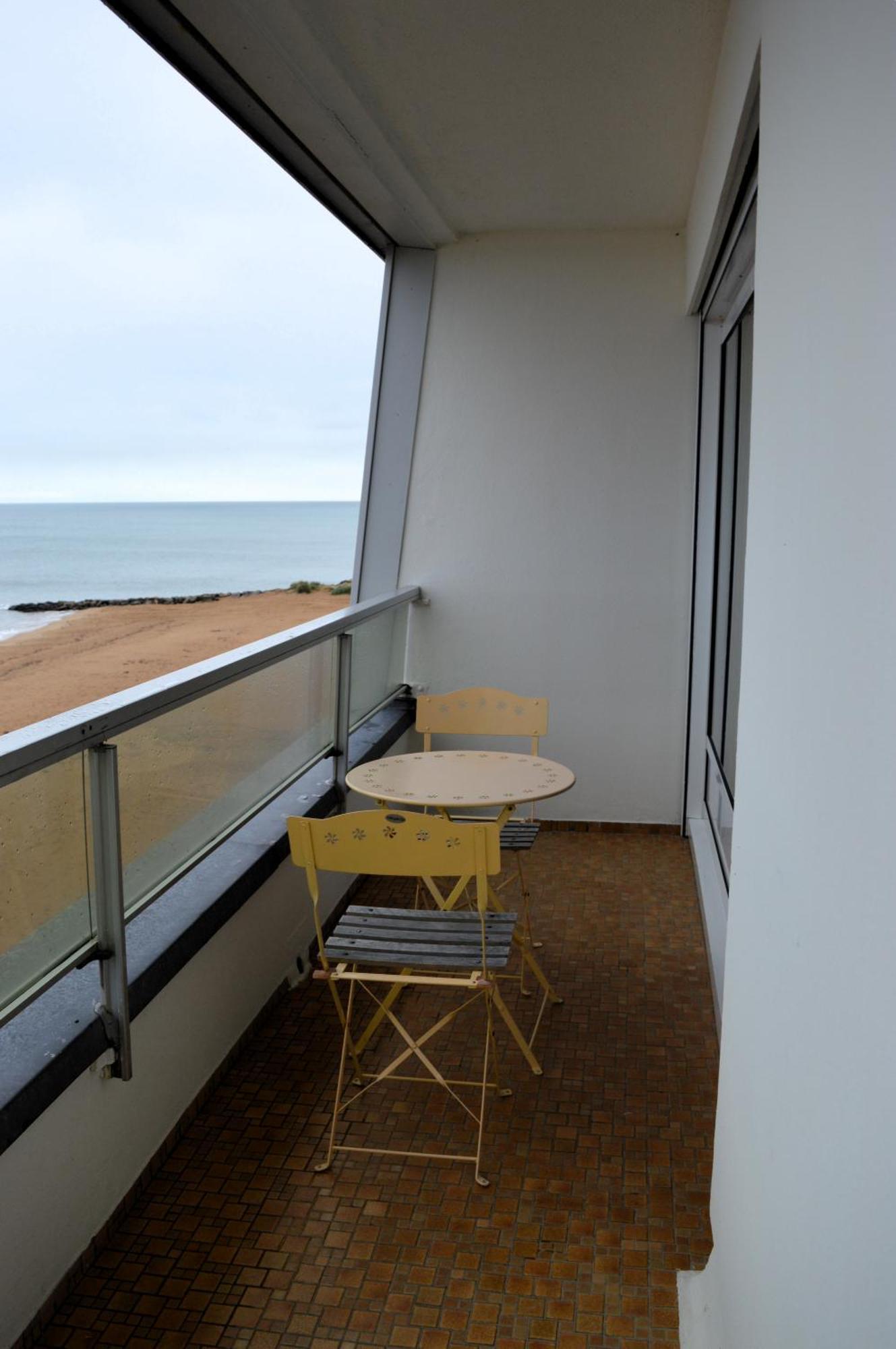 L'Esperluette - Magnifique Vue Mer Et Balcon Courseulles-sur-Mer Exterior photo