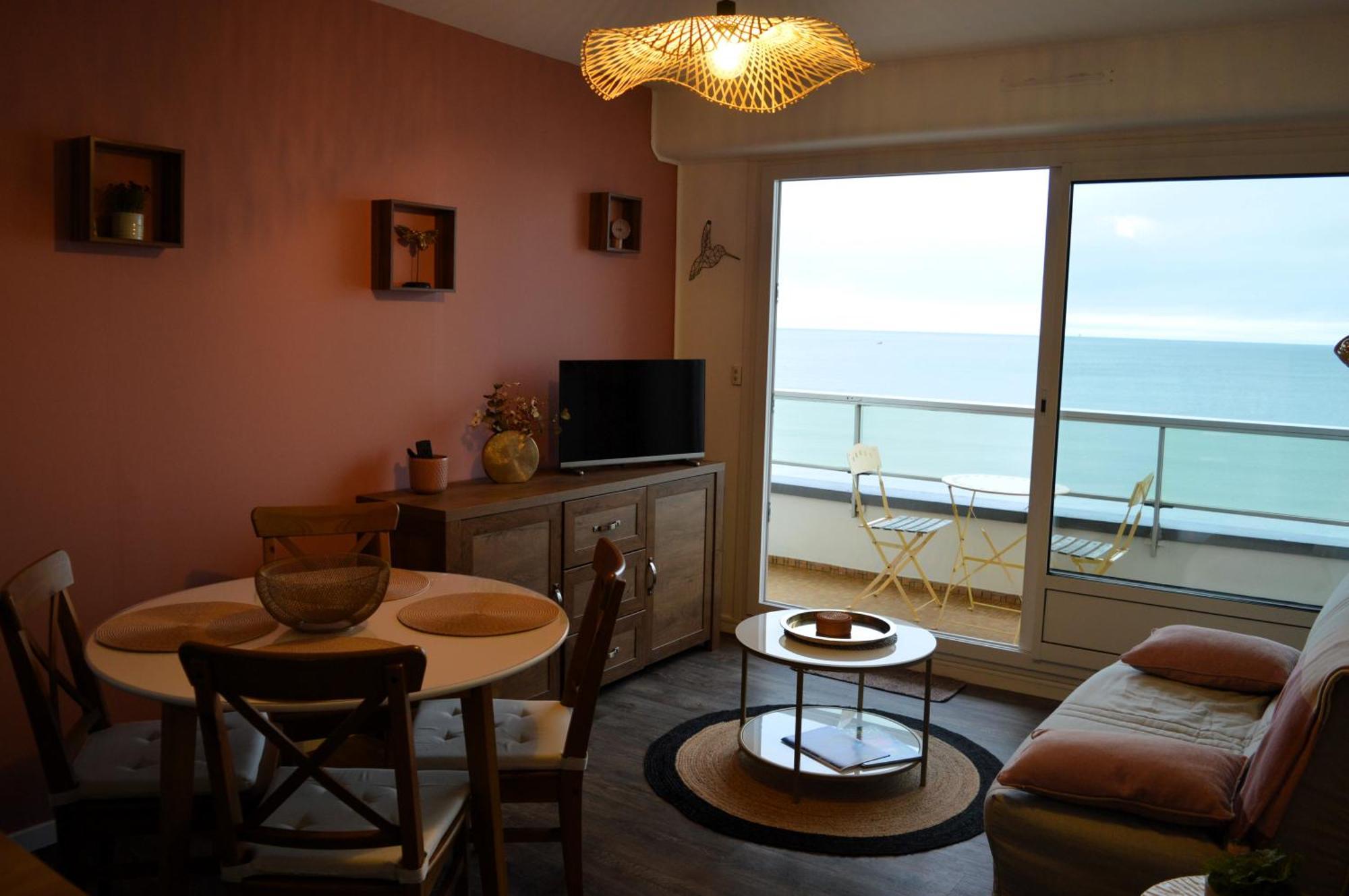 L'Esperluette - Magnifique Vue Mer Et Balcon Courseulles-sur-Mer Exterior photo